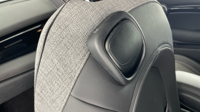 MINI Hatchback 135kW Cooper S Level 2 33kWh 3dr Auto Electric Hatchback